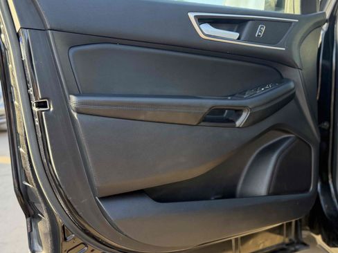 Used 2021 Ford Edge SEL w/ Cargo Accessory Package AWD/4WD image 17