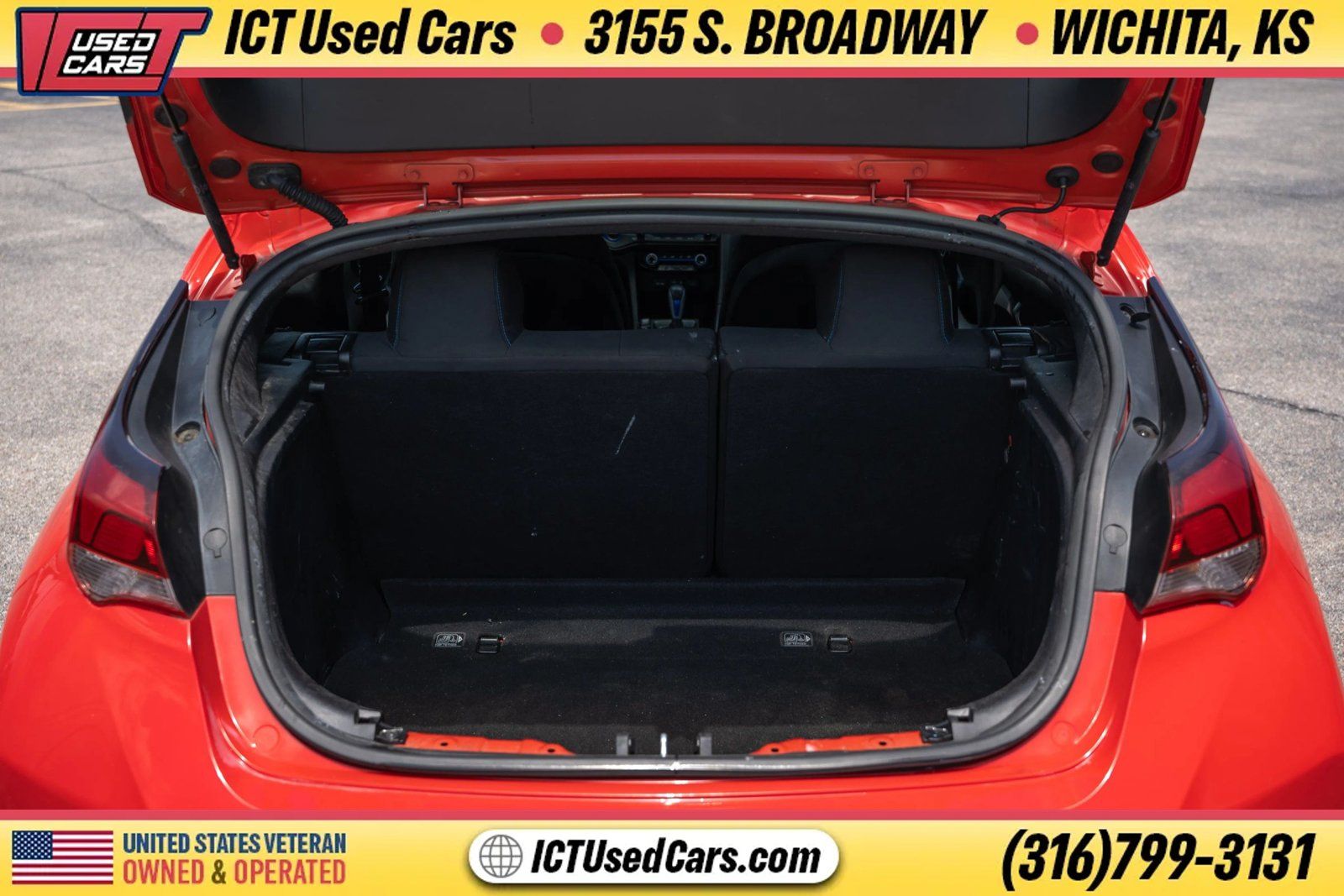 Used 2019 Hyundai Veloster 2.0 FWD image 7