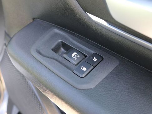 Used 2025 RAM 1500 Big Horn AWD/4WD image 24