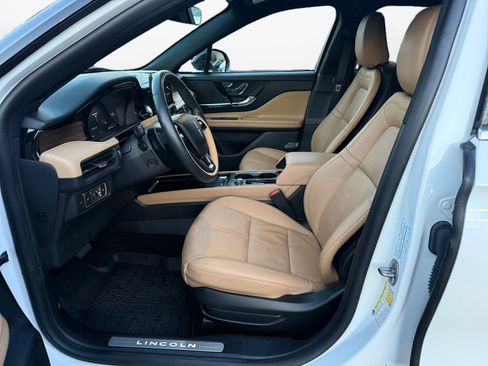 Used 2022 Lincoln Corsair Reserve w/ Equipment Group 201A image 11