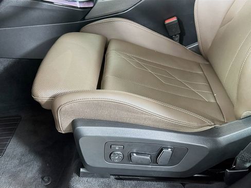 Used 2025 BMW X3 xDrive30i w/ Convenience Package image 19