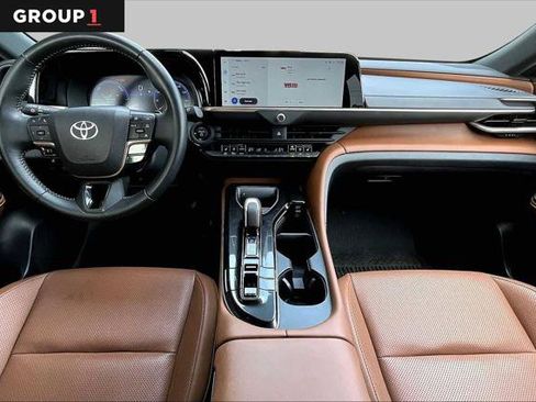Certified 2025 Toyota Crown Signia AWD/4WD image 16