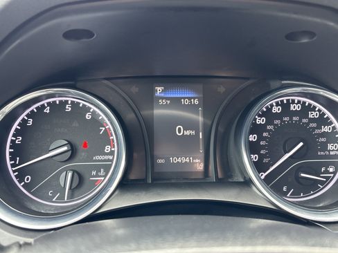 Used 2019 Toyota Camry SE FWD image 20