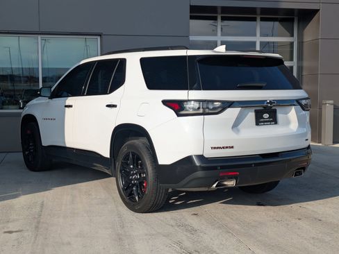Used 2021 Chevrolet Traverse Premier w/ Redline Edition image 8