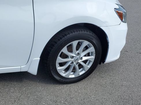 Used 2019 Nissan Sentra SV FWD image 6