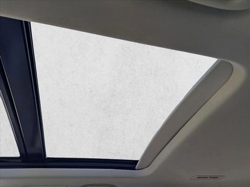 Used 2025 Cadillac XT6 Premium Luxury w/ LPO, Floor Liner Package image 20