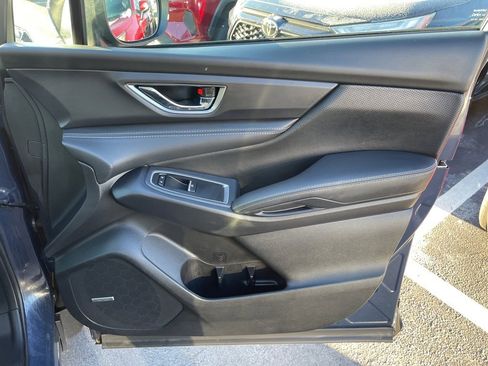 Used 2024 Subaru Ascent Limited w/ Technology Package image 8