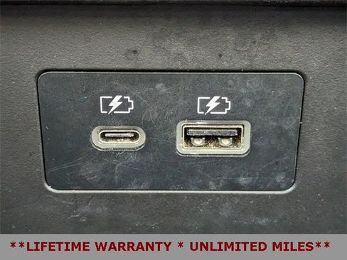 Used 2022 Nissan Pathfinder SV image 21