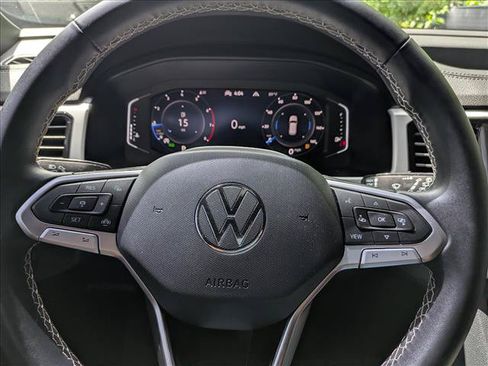 Certified 2023 Volkswagen Atlas Cross Sport SE w/ Black Wheel Package AWD/4WD image 32