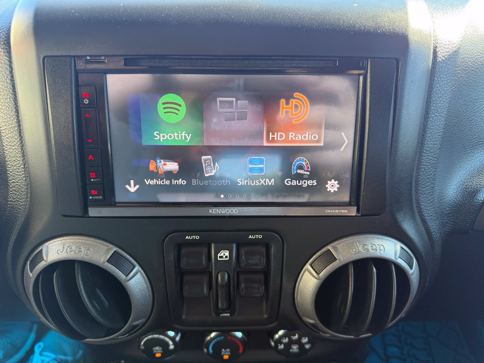 Used 2013 Jeep Wrangler Unlimited Sport AWD/4WD image 17