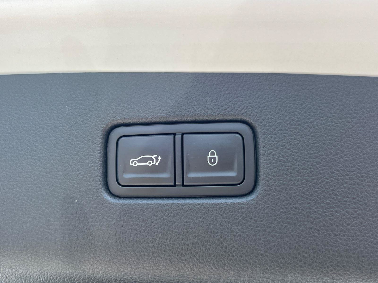 Used 2023 Genesis GV70 3.5T Sport w/ Cargo Package AWD/4WD image 20