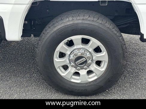 Used 2024 Ford F250 XLT image 19