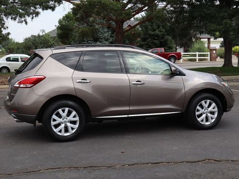 Used 2012 Nissan Murano SV AWD/4WD image 4