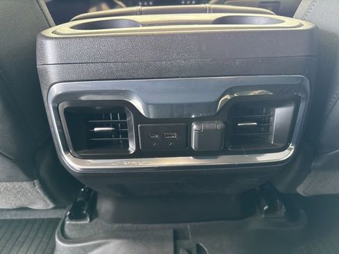 Used 2022 GMC Sierra 1500 AT4 w/ AT4 Premium Package image 25
