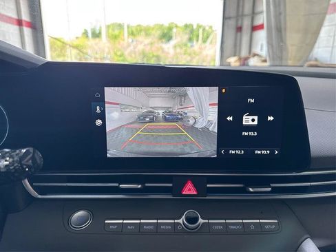 Used 2024 Hyundai Elantra Blue FWD image 36
