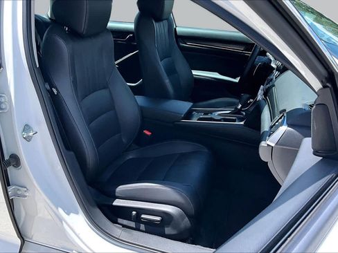 Used 2022 Honda Accord Sport Special Edition image 9
