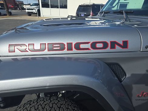 Used 2020 Jeep Wrangler Unlimited Rubicon w/ Steel Bumper Group AWD/4WD image 40