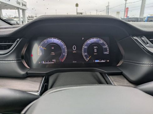 New 2026 Jeep Grand Cherokee Altitude image 18