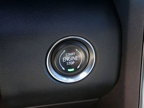 Used 2025 GMC Acadia AT4 w/ LPO, Floor Liner Package AWD/4WD image 25