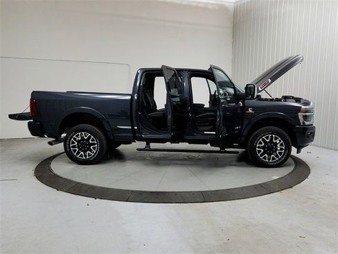 New 2025 RAM 2500 Limited image 16