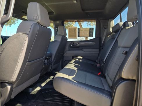 Certified 2026 Chevrolet Silverado 1500 ZR2 image 14