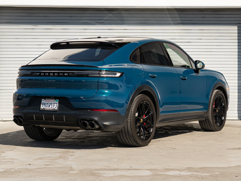Certified 2024 Porsche Cayenne S AWD/4WD image 9