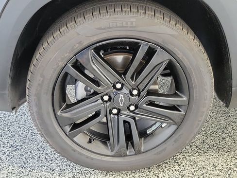 Used 2024 Chevrolet Trax ACTIV w/ Driver Confidence Package FWD image 5