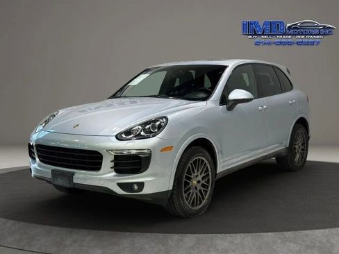 Used 2017 Porsche Cayenne Platinum Edition AWD/4WD image 1
