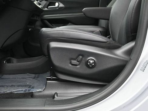 New 2026 Chrysler Pacifica Select image 21