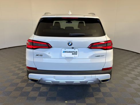 Used 2019 BMW X5 xDrive40i w/ Premium Package 2 image 8