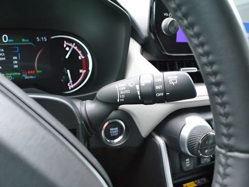 Certified 2023 Toyota RAV4 XLE Premium AWD/4WD image 18