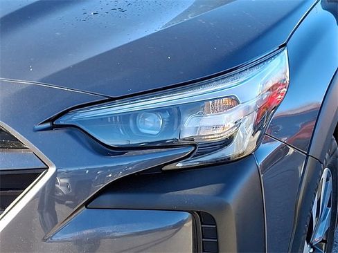 Used 2023 Subaru Outback Limited image 9