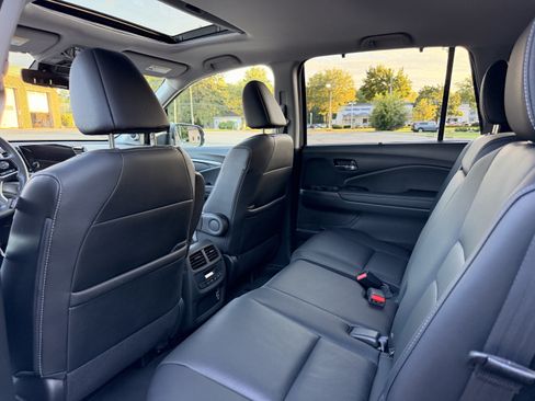 Used 2022 Honda Pilot Special Edition image 26