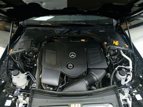 Certified 2023 Mercedes-Benz C 300 4MATIC Sedan image 10