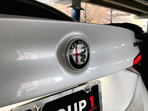 Used 2018 Alfa Romeo Giulia Ti Sport w/ Quick Order Package 22U Sport image 30