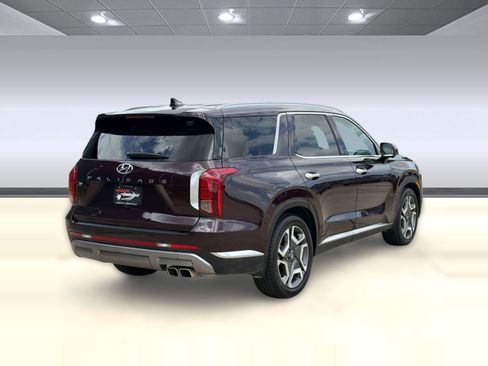 Used 2023 Hyundai Palisade Limited FWD image 9