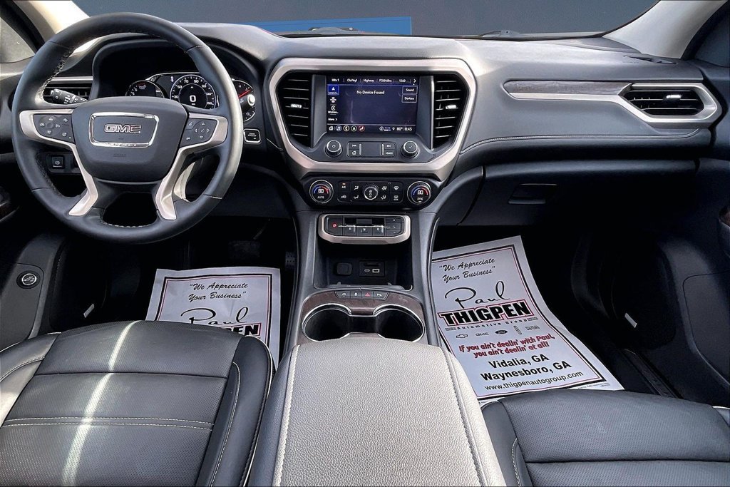 Used 2023 GMC Acadia Denali w/ Denali Ultimate Package FWD image 8