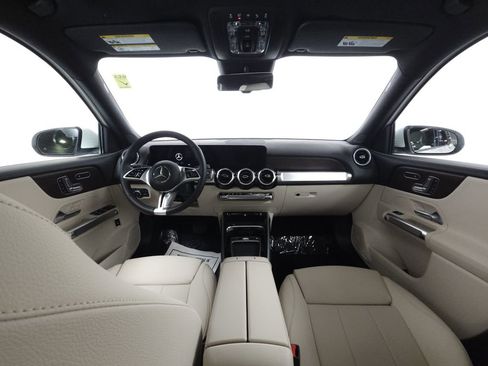 Certified 2026 Mercedes-Benz GLB 250 4MATIC image 21