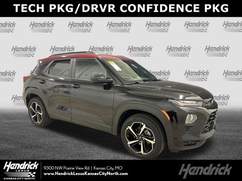 Used 2021 Chevrolet TrailBlazer RS w/ Sun and Liftgate Package AWD/4WD image 1