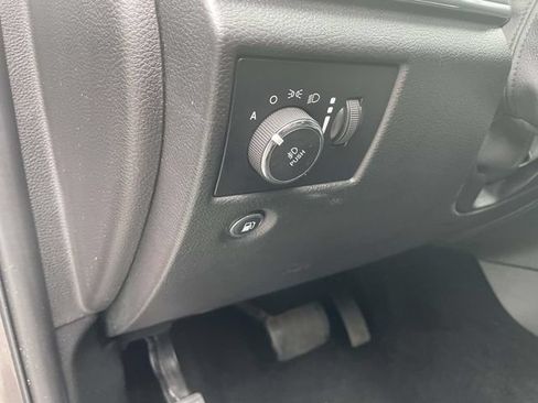 Used 2019 Jeep Grand Cherokee Limited w/ Luxury Group II AWD/4WD image 23