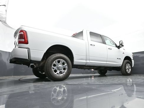 Used 2024 RAM 2500 Laramie AWD/4WD image 42