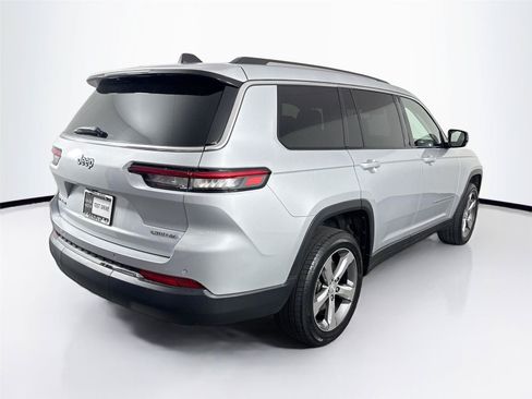 Used 2021 Jeep Grand Cherokee L Limited AWD/4WD image 2