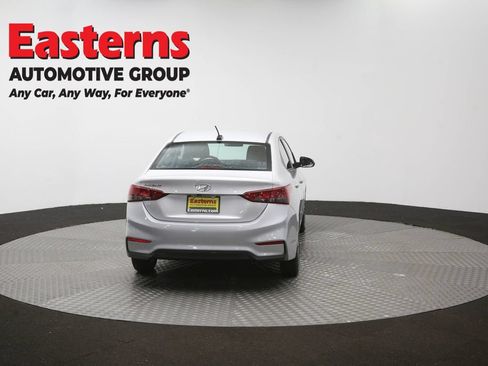 Used 2022 Hyundai Accent SEL FWD image 40