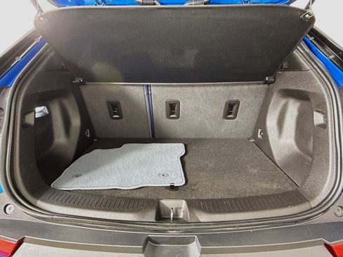 Used 2023 Chevrolet Bolt EUV Premier w/ Sun & Sound Package image 27