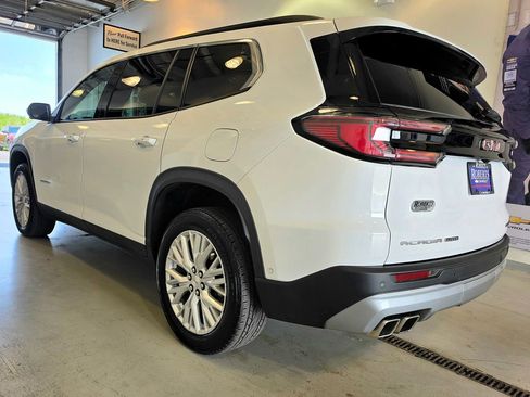 Used 2024 GMC Acadia Elevation w/ Super Cruise Package AWD/4WD image 5