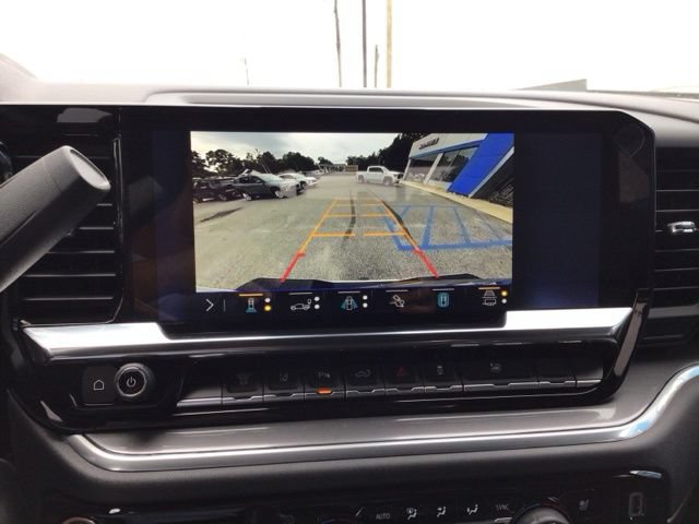 Used 2026 Chevrolet Silverado 3500 High Country w/ Technology Package AWD/4WD image 16