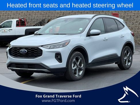 Used 2025 Ford Escape ST-Line Select AWD/4WD image 1