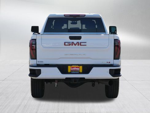 Used 2024 GMC Sierra 3500 AT4 w/ Technology Package AWD/4WD image 6