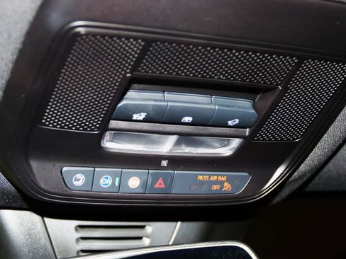 Used 2025 Chevrolet Equinox EV RS FWD image 55