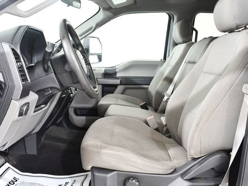 Used 2019 Ford F250 XLT w/ Snow Plow Prep Package image 6